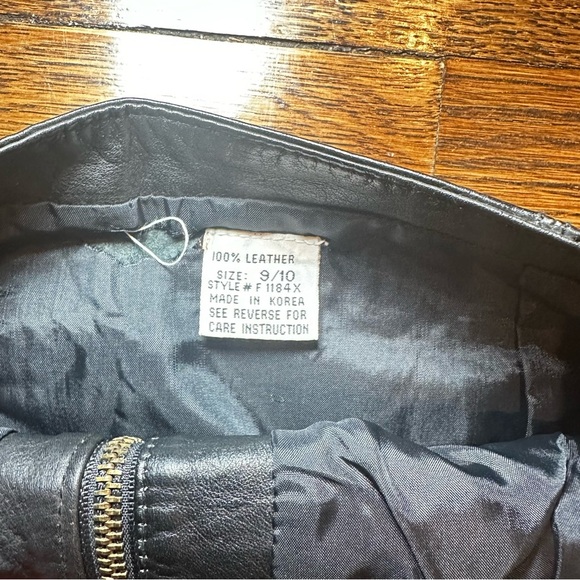 Black 100% Leather Skirt - Picture 5 of 7